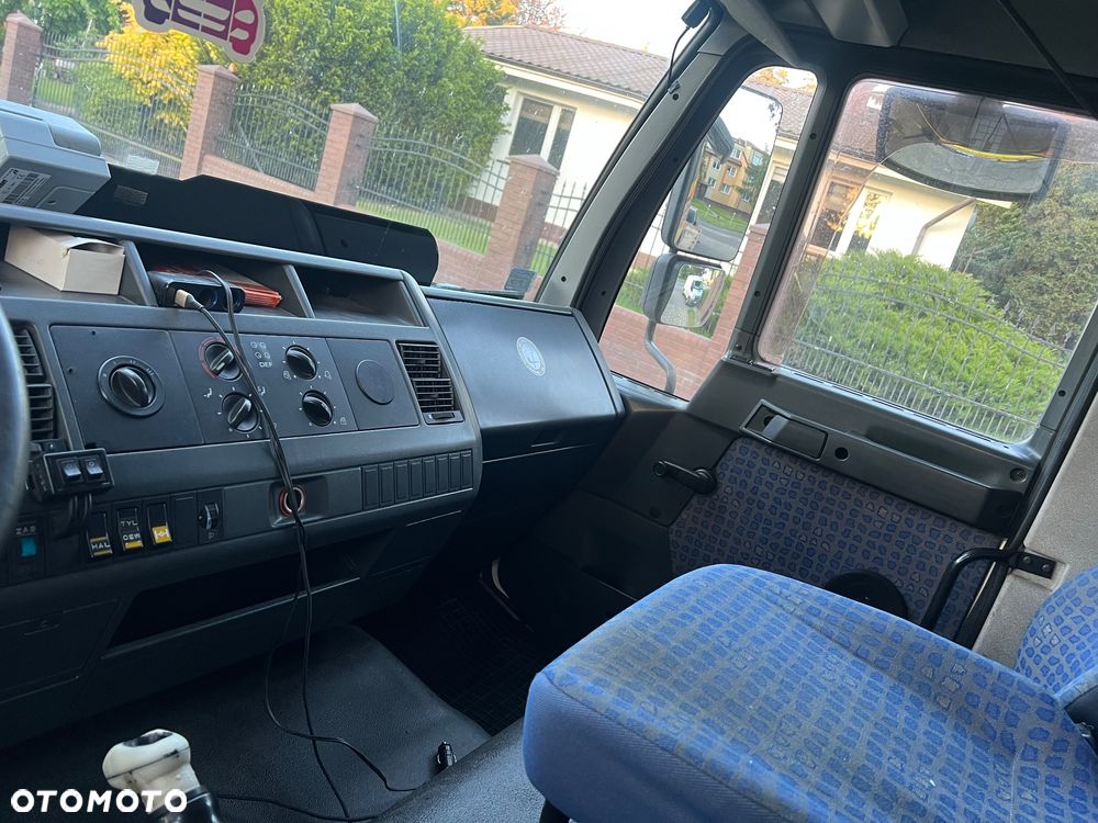 MAN L2000 - 8
