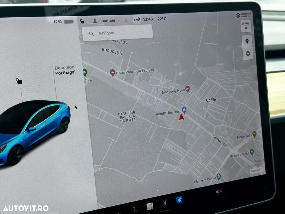 Tesla Model 3 - 12