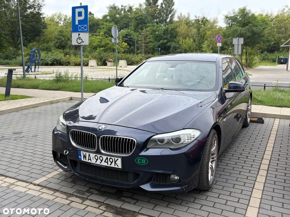 BMW 5 Series 2013 photo 2