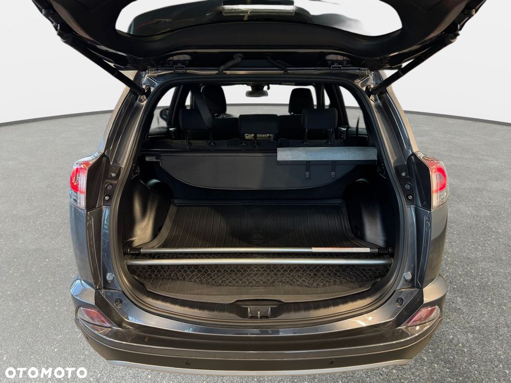 Toyota RAV4 - 13