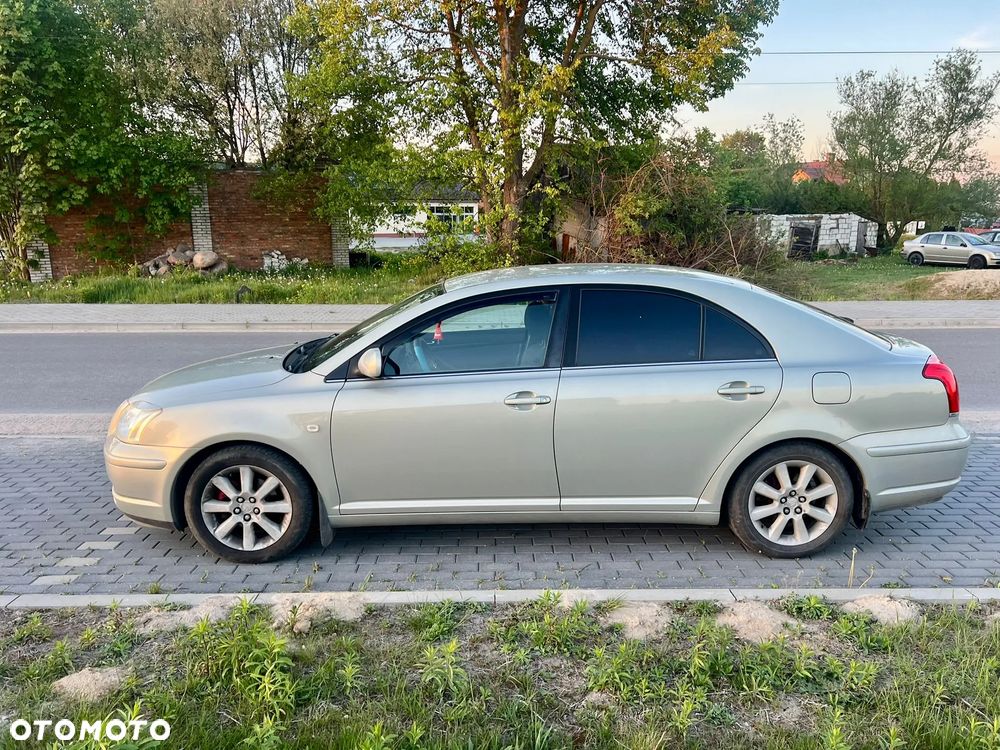 Toyota Avensis 1.8 VVT-i - 3