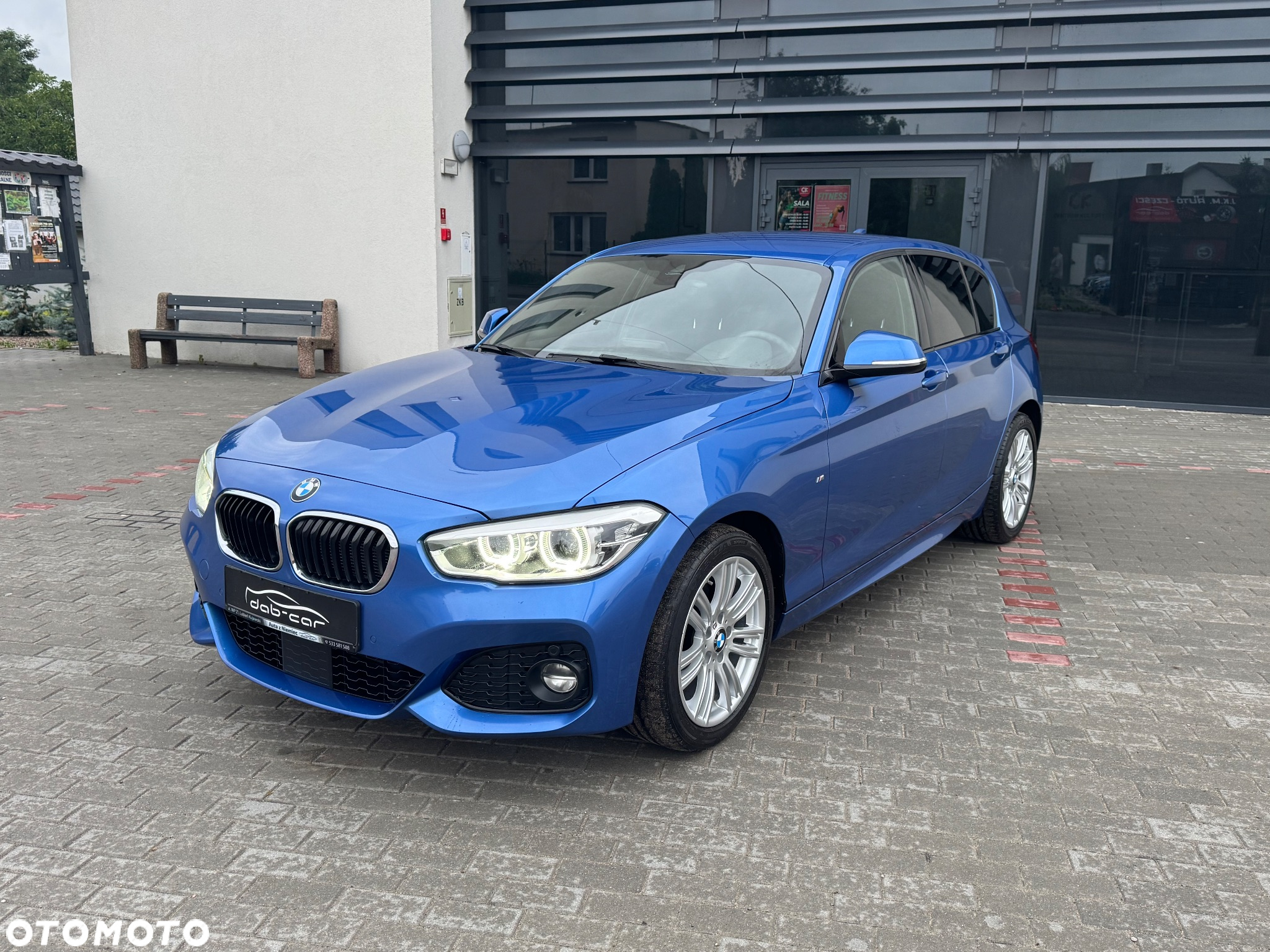 BMW Seria 1 120d xDrive M Sport - 3