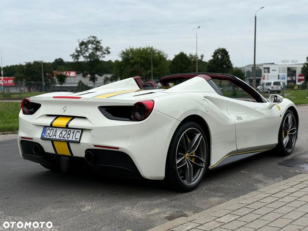 Ferrari 488 - 6