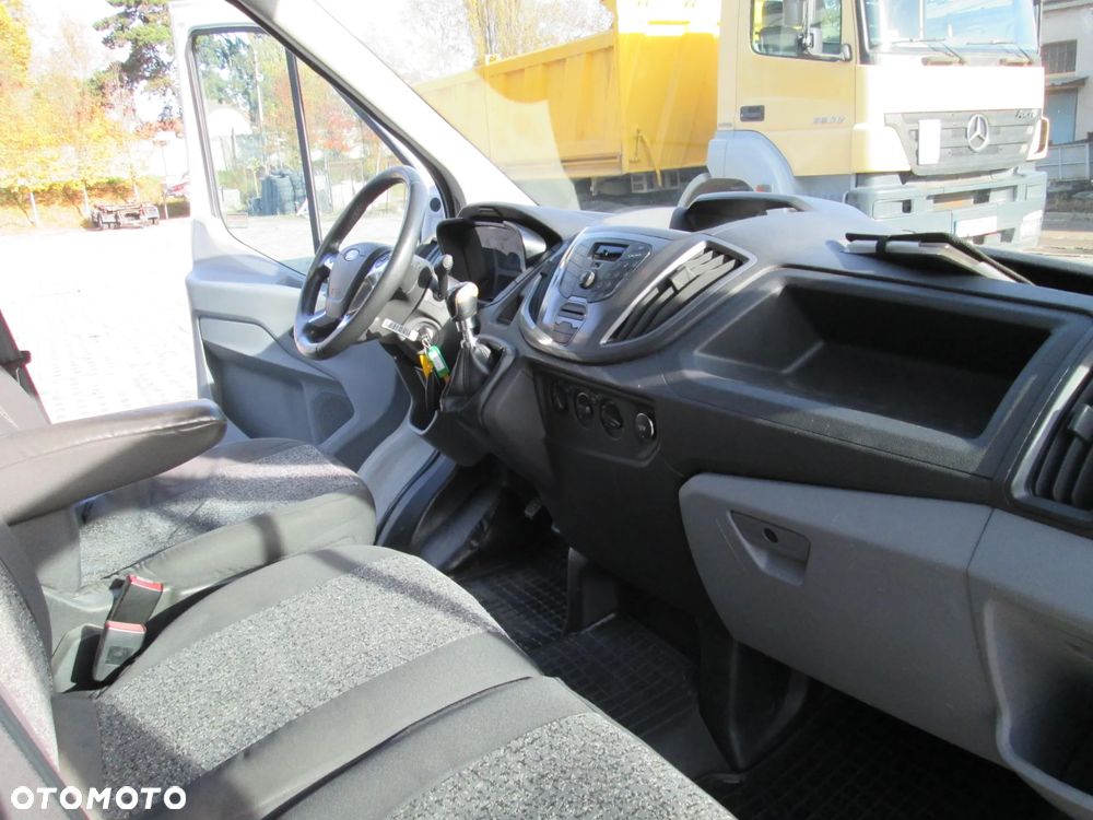 Ford Transit - 10