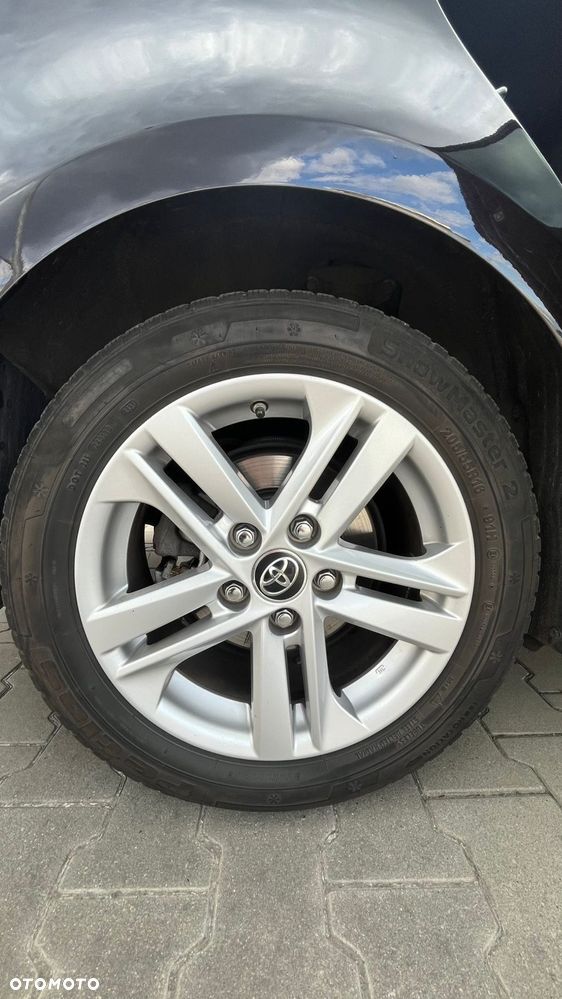 Toyota Corolla 2.0 Hybrid Comfort - 23