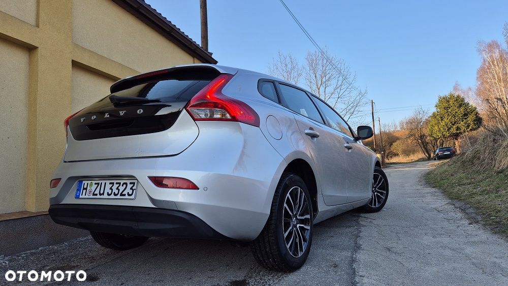 Volvo V40 D2 Momentum - 7
