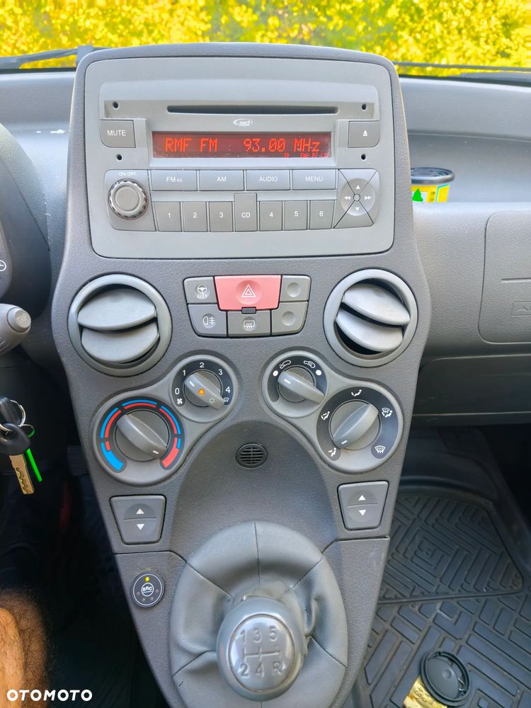 Fiat Panda 1.2 Emotion - 17