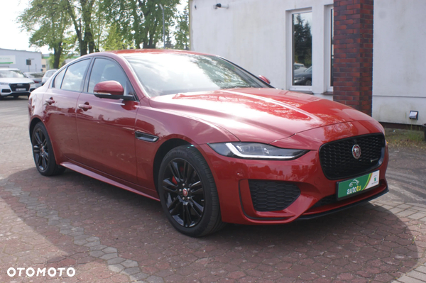 Jaguar XE 2.0 D AWD R-Sport