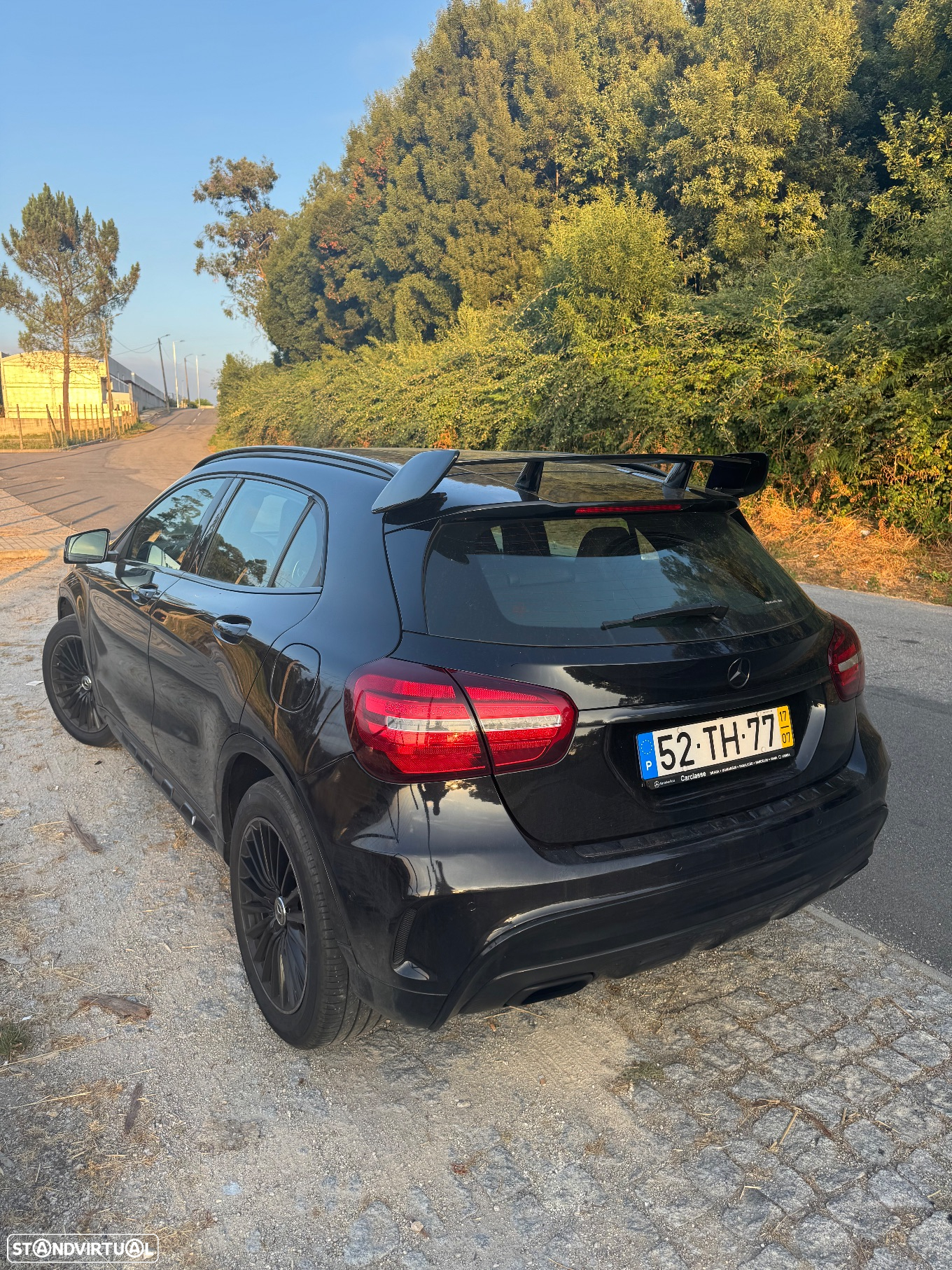 Mercedes-Benz GLA 220 d AMG Line 4-Matic - 4