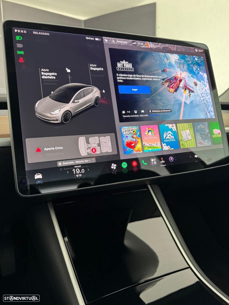 Tesla Model 3 Long-Range RWD - 14