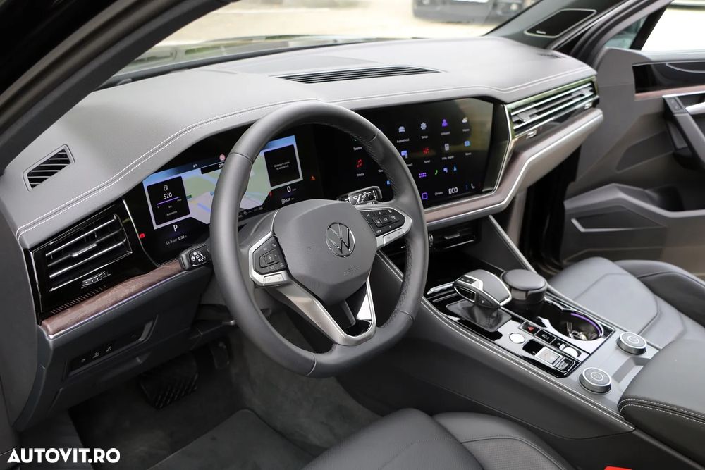 Volkswagen Touareg V6 TSI 4MOTION Elegance - 27