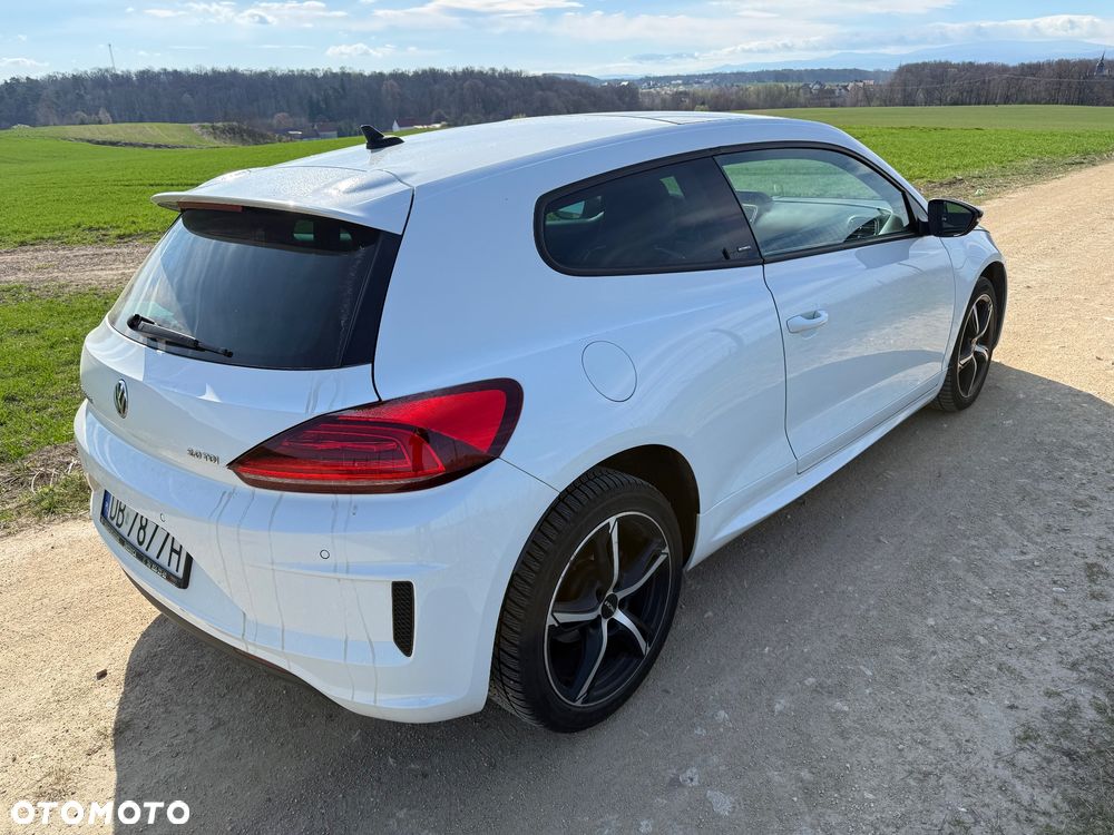 Volkswagen Scirocco 2.0 TDI (Blue Motion Technologie) DSG - 5