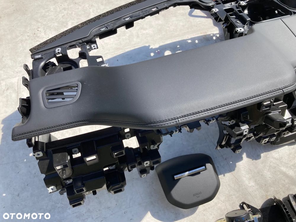 RANGE ROVER SPORT 2023 DESKA KONSOLA KOKPIT PULPIT PÓŁKA PARAPET DASHBOARD AIRBAG PODUSZKA POWIETRZNA KIEROWCY PASAŻERA PODUSZKI POWIETRZNE PASY PAS AIR BAG FOTELA W FOTEL - 5