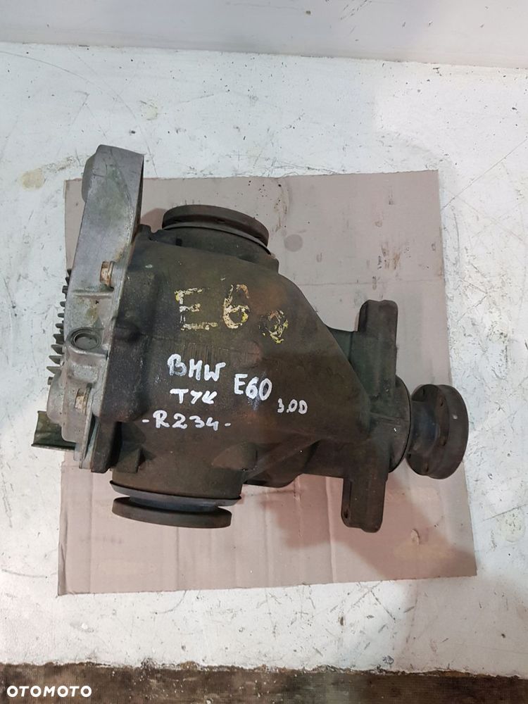 dyferencjał most tył 7502965 bmw e60 e61 lci eu 3.0d - 1
