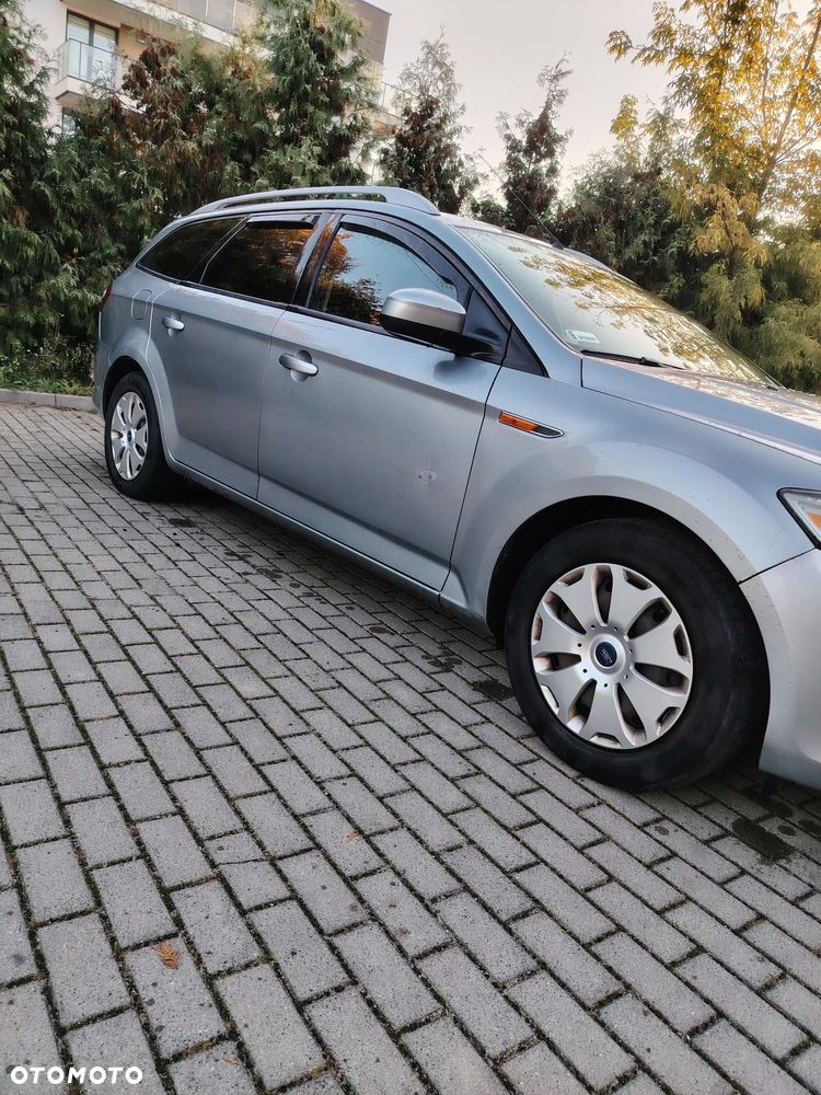 Ford Mondeo - 12