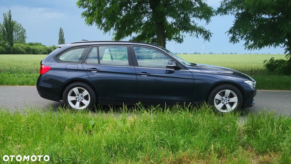BMW Seria 3 318d DPF - 10