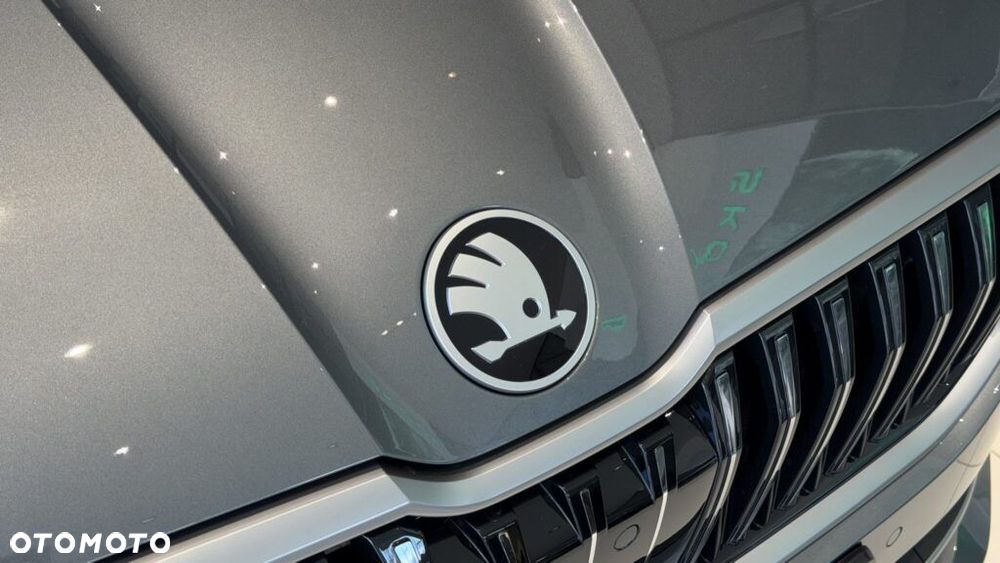 Skoda Superb 2.0 TDI SCR Drive DSG - 38