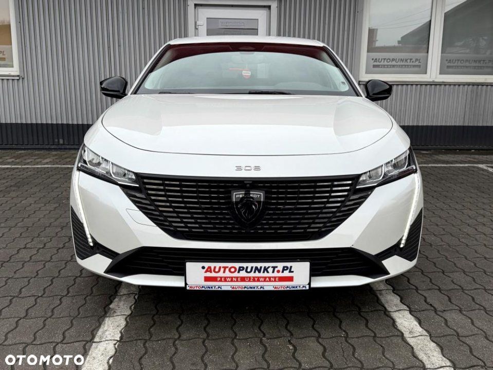 Peugeot 308 - 8