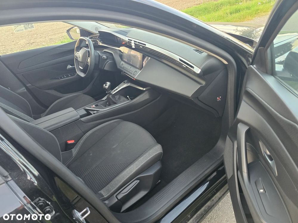 Peugeot 308 1.2 PureTech Allure S&S - 14
