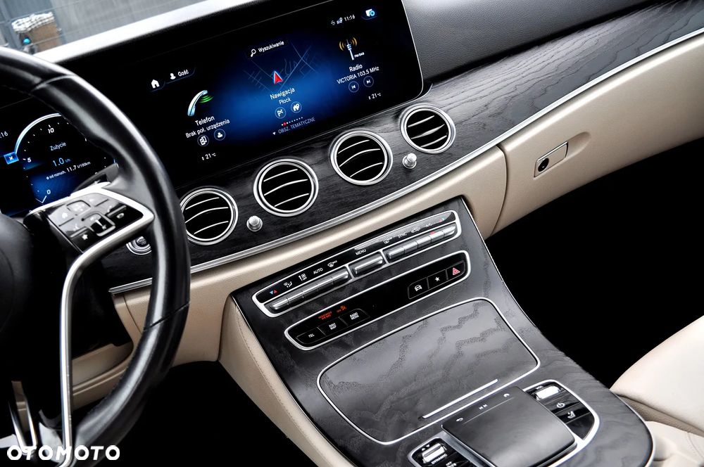 Mercedes-Benz Klasa E 200 9G-TRONIC Avantgarde - 22