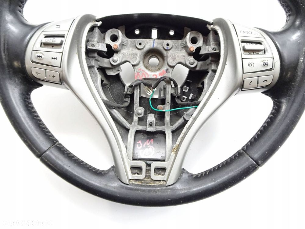 kierownica skóra multi nissan qashqai j11 - 2