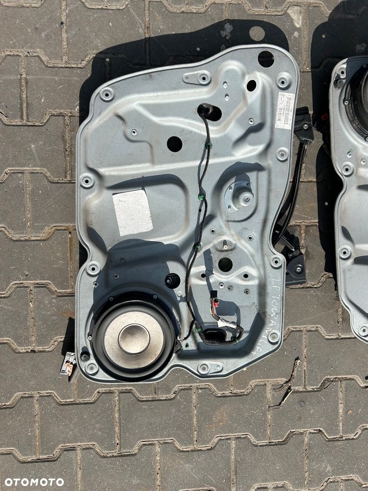 Volkswagen Touran I podnośnik szyby lewy przód prawy przód głośnik drzwi przód przednich - 2