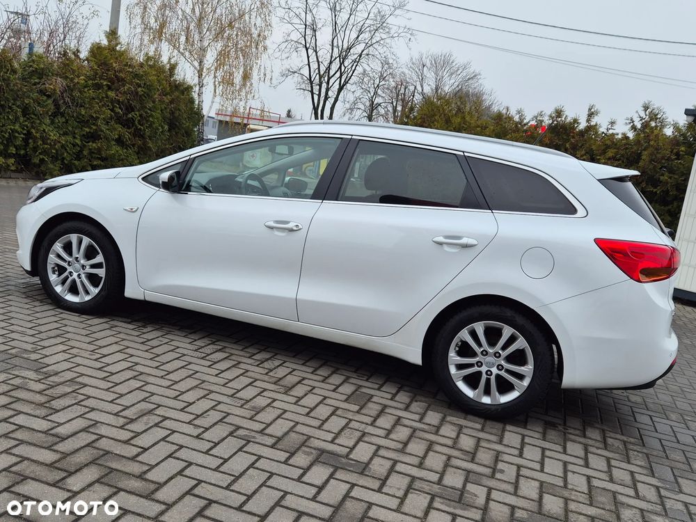 Kia Ceed 1.6 CRDi 128 Platinum Edition - 7