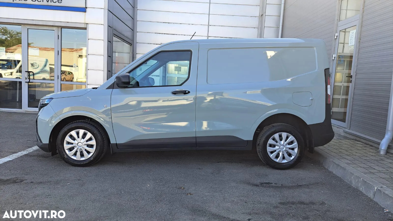 Ford NEW TRANSIT COURIER - 16
