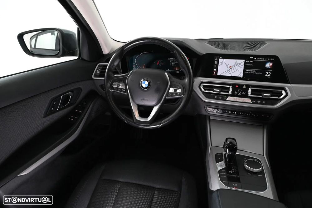BMW 318 d Auto - 14