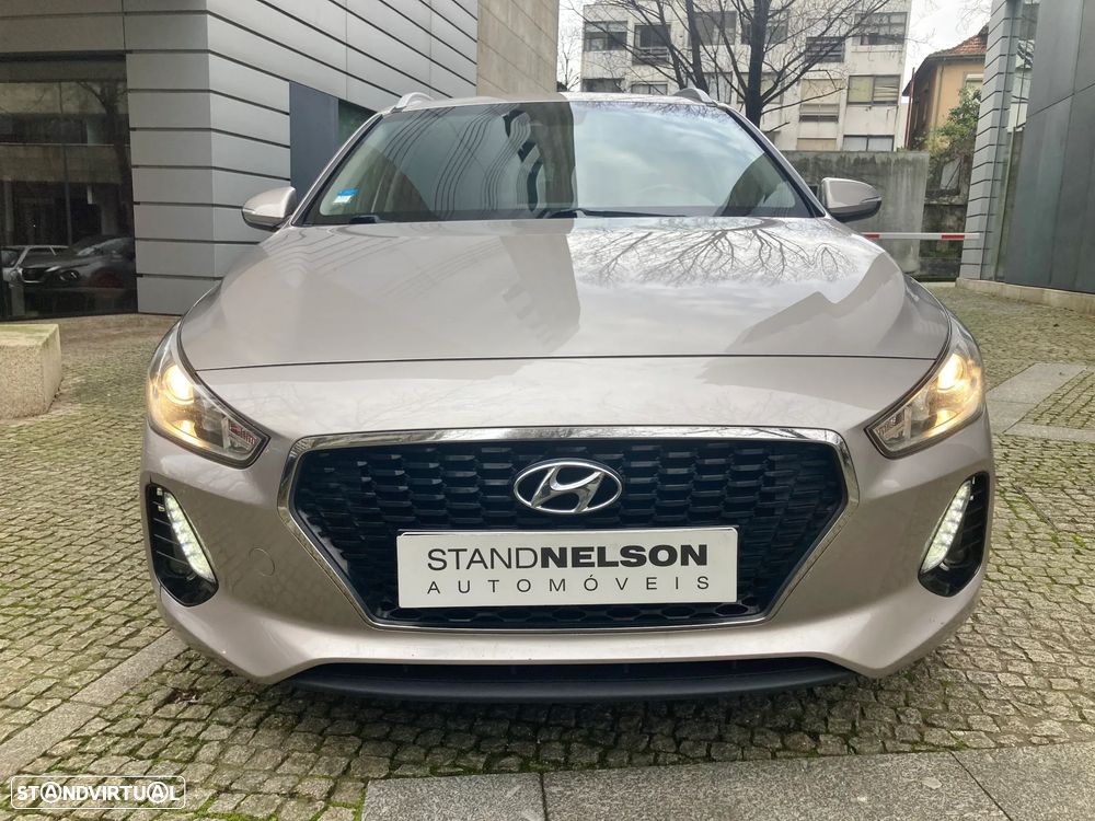 Hyundai i30 SW 1.6 CRDi Comfort+Navi - 2