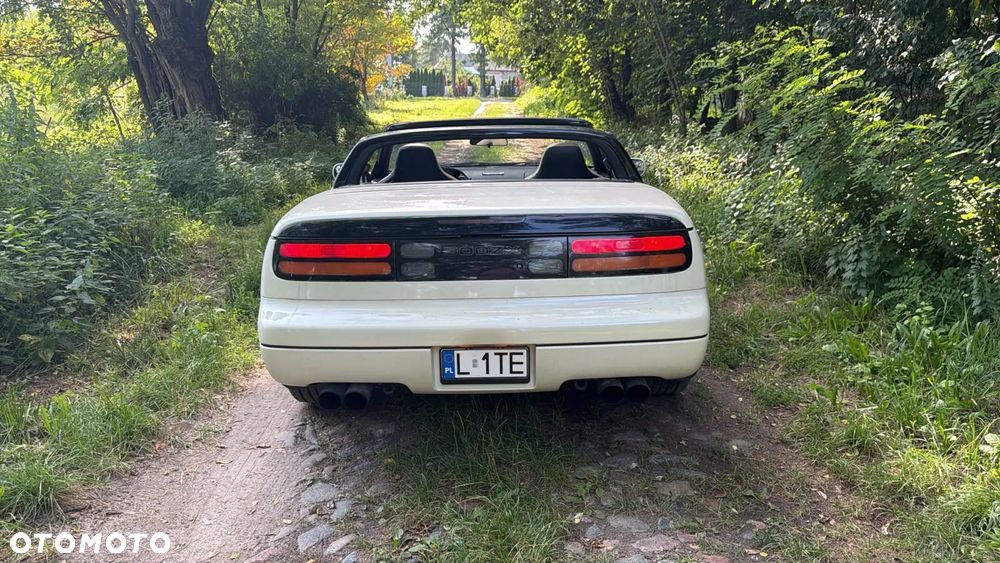 Nissan 300 ZX - 13