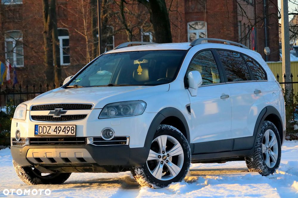 Chevrolet Captiva 2.0 d LT high (deu) - 13