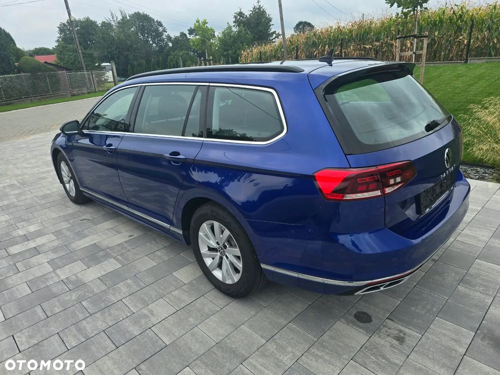 Volkswagen Passat 2.0 TDI SCR DSG Elegance - 12