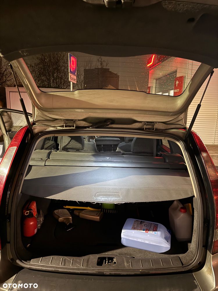 Volvo V50 2.0D Momentum - 18