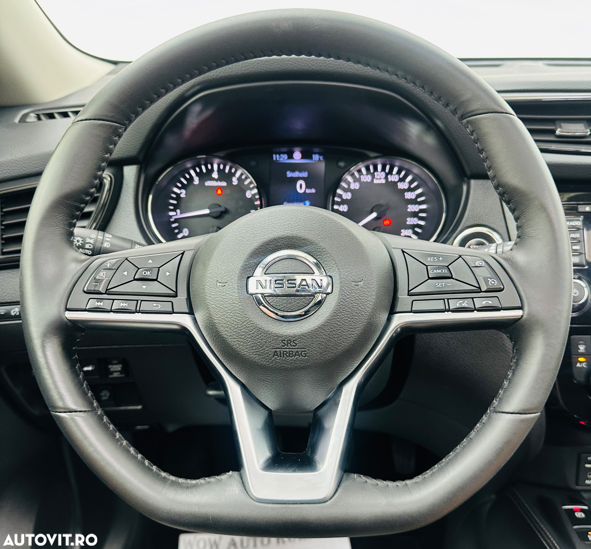 Nissan X-Trail - 23