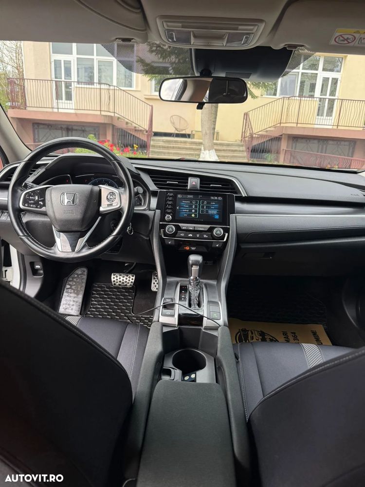 Honda Civic 1.5 VTEC Turbo CVT Elegance Navi - 16