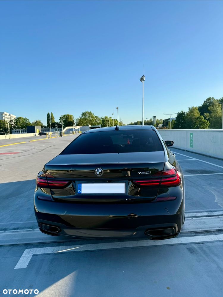 BMW Seria 7 740Li - 5