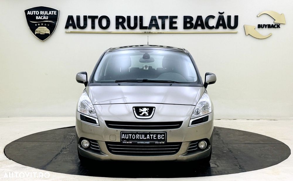 Peugeot 5008 - 10