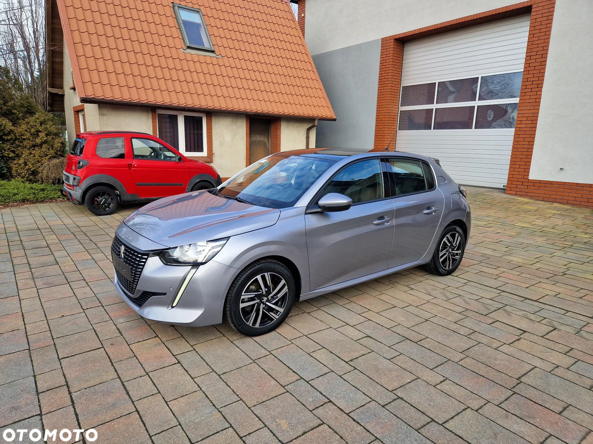 Peugeot 208 PureTech 100 Allure Pack - 1