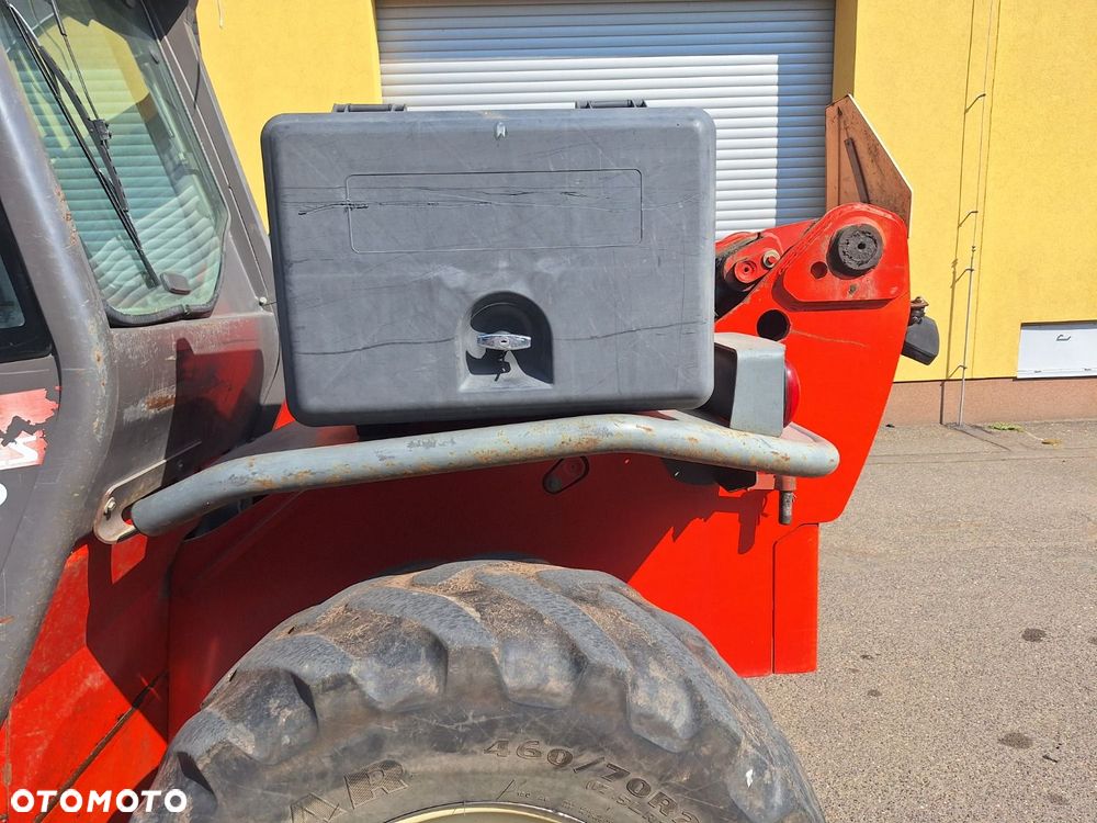 Manitou Mt 835 - 36