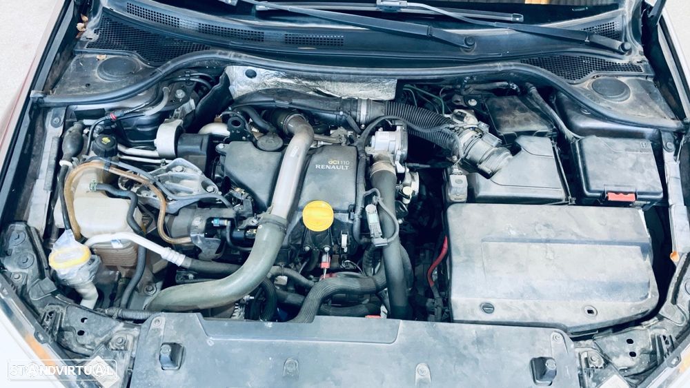 Renault Laguna 1.5 dCi Black Line - 15