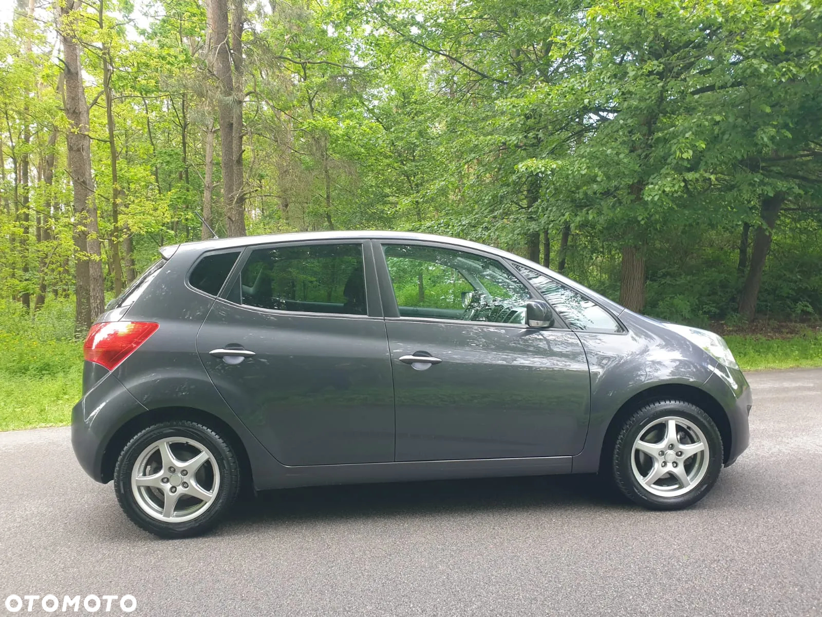 Kia Venga 1.4 CVVT Business Line - 27