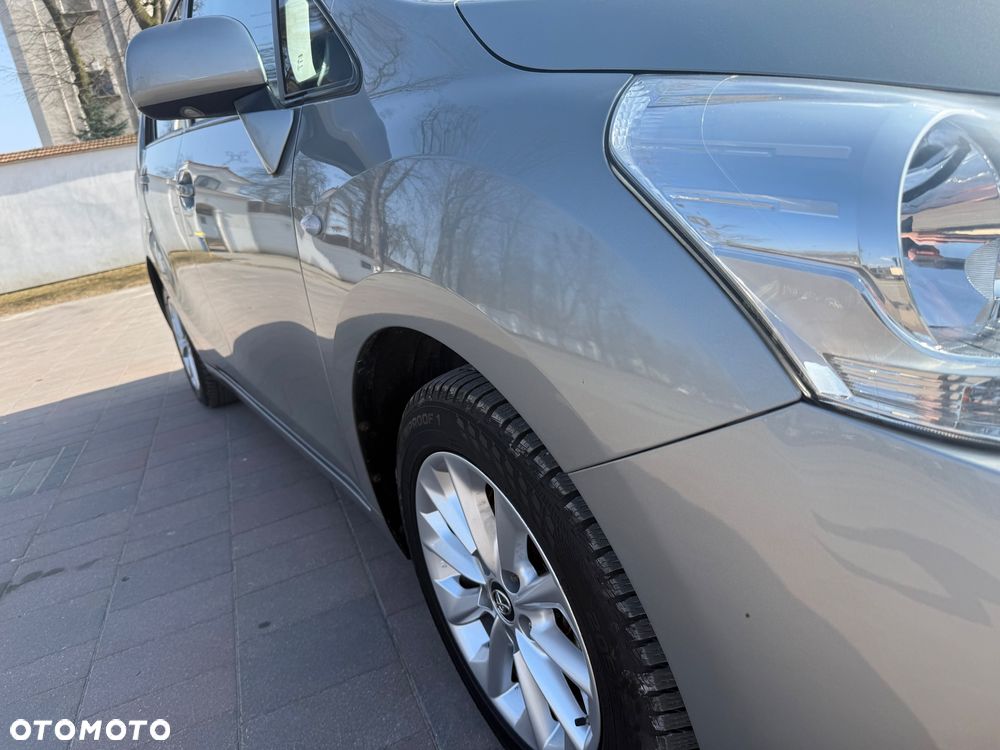 Toyota Verso 2.0 D-4D Travel - 14