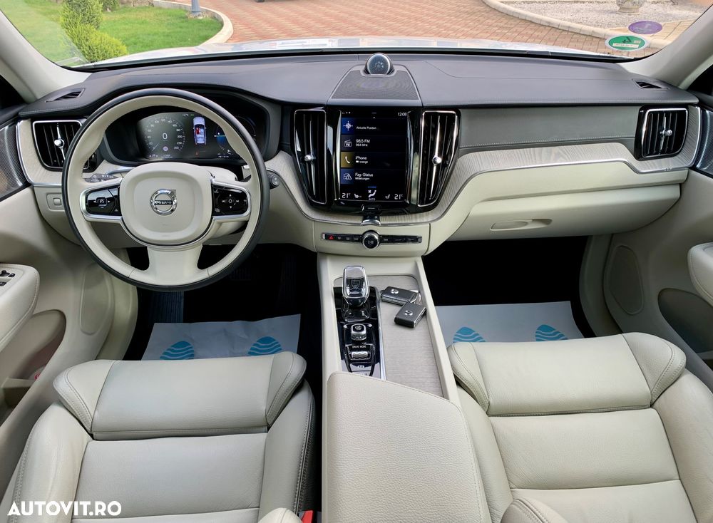 Volvo XC 60 T8 Twin Engine AWD Inscription - 2