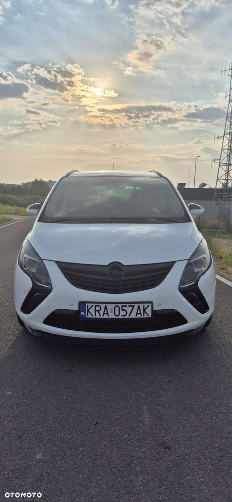 Opel Zafira - 2