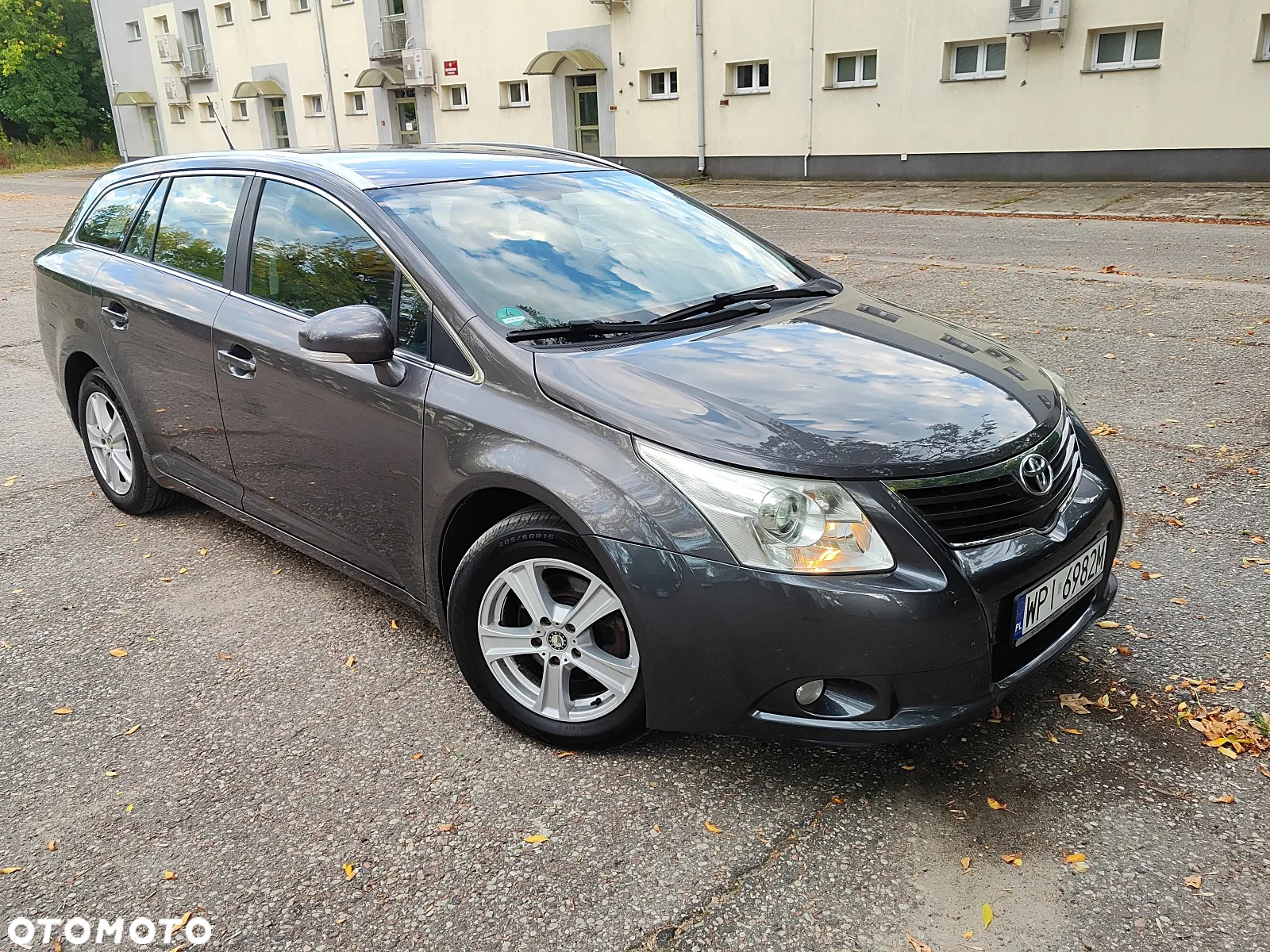 Toyota Avensis 1.8 Sol - 4