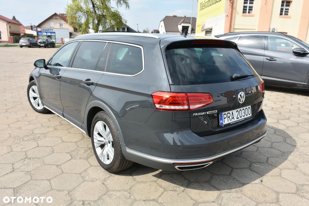 Volkswagen Passat 2.0 TDI SCR (BlueMotion Tech) 4Mot DSG Comfortline - 4