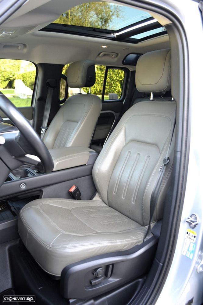 Land Rover Defender 3.0 I6 130 AWD X-Dynamic HSE - 21