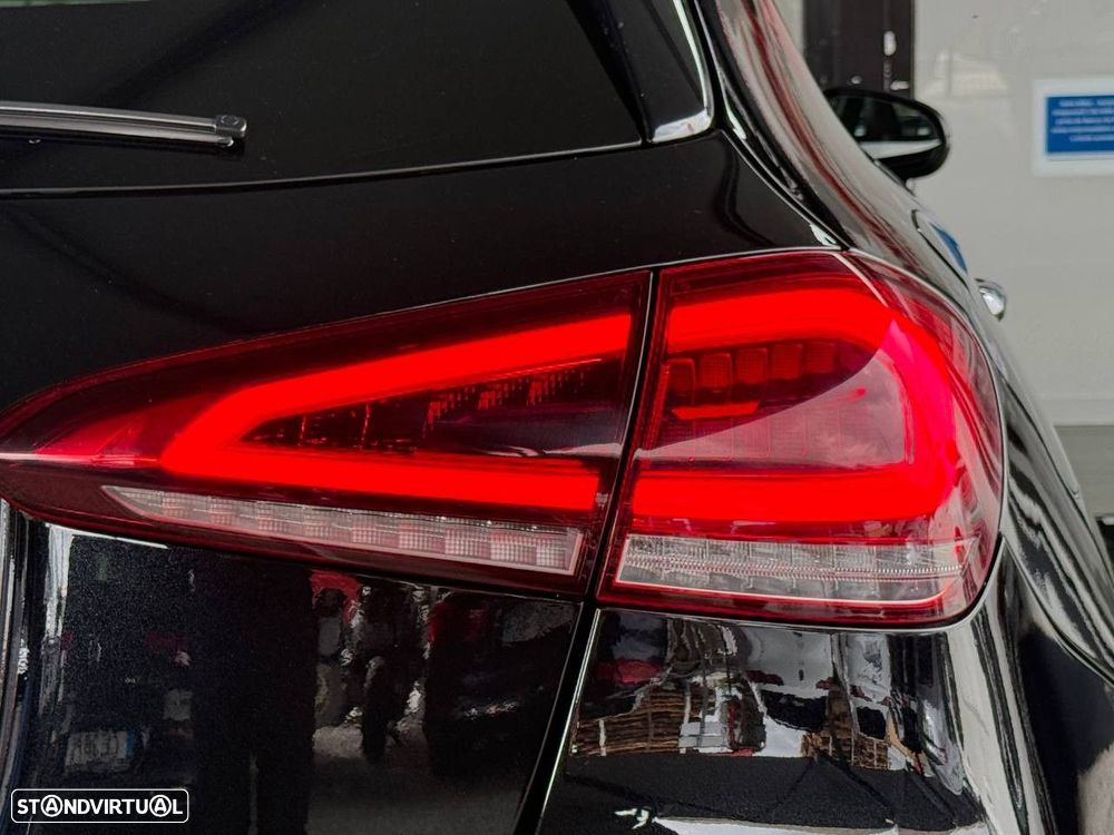 Mercedes-Benz A 250 e 8G-DCT AMG Line - 26
