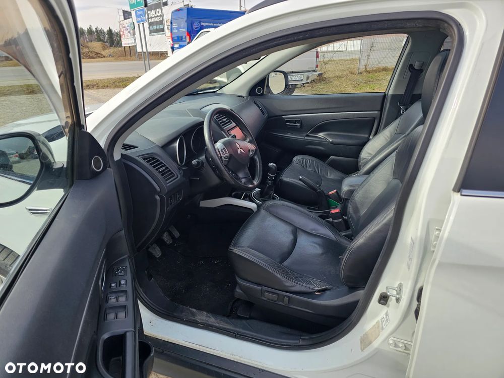 Mitsubishi ASX 1.8 DID Instyle NAVI 4WD AS&G - 11